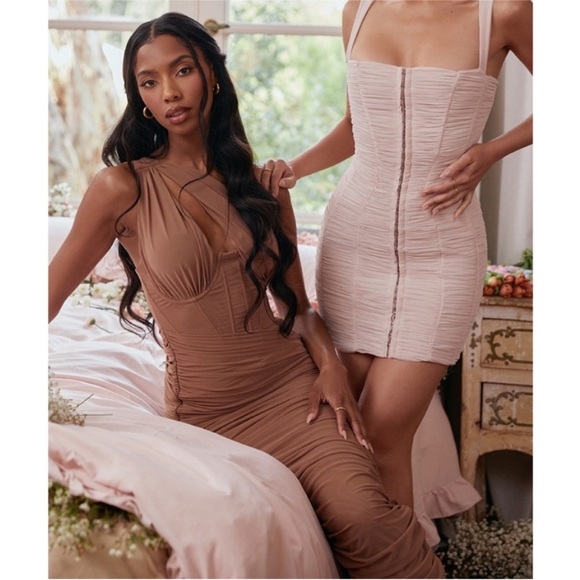 NEW House of CB Valentina Dress Chocolate Mocha Small with Plus Cup - Picture 13 of 17